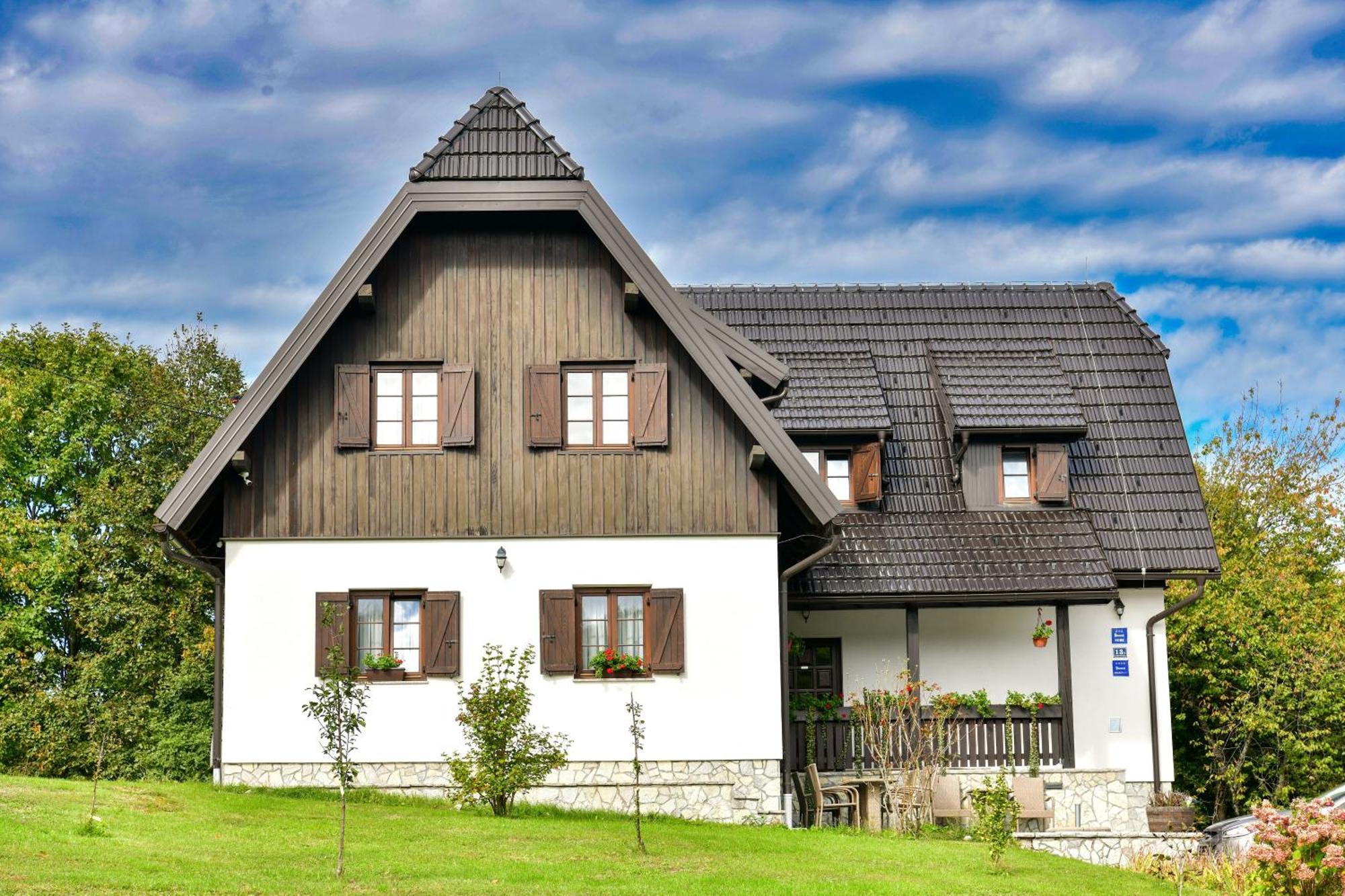 House Flora Hotel Rastovača Екстериор снимка